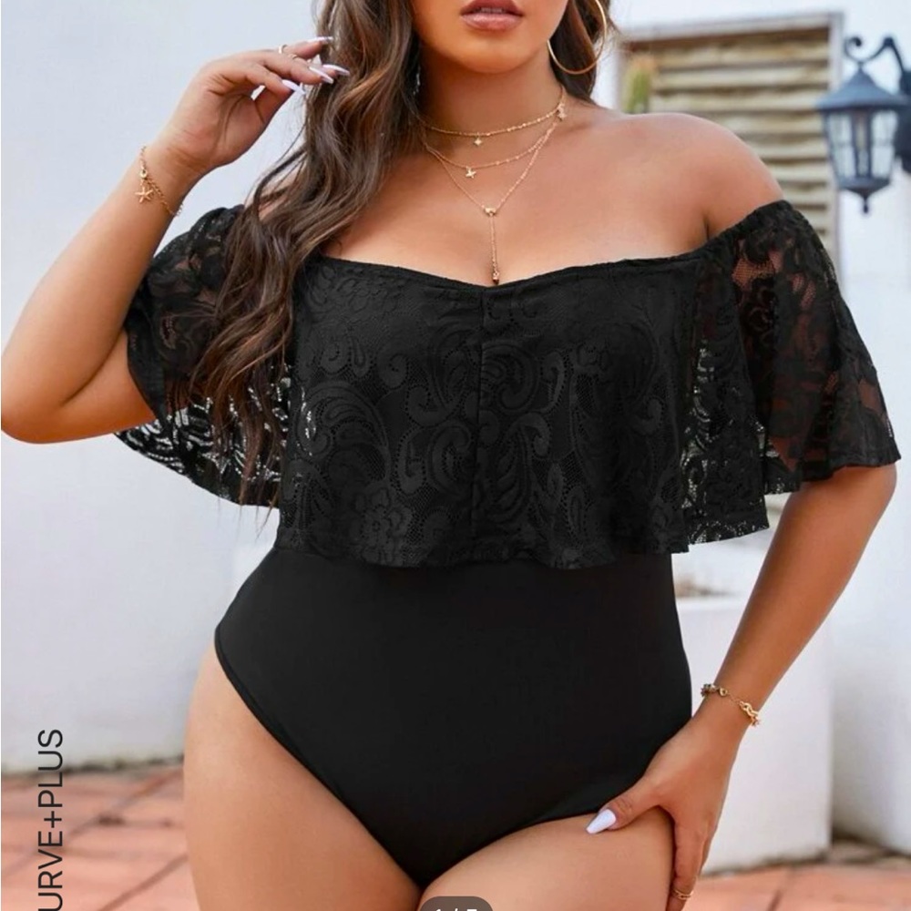 Plus Contrast Lace Ruffle Trim Off The Shoulder Bodysuit